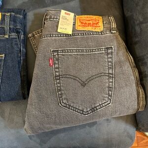 Levi's Men's Slim Straight Jeans in Gray